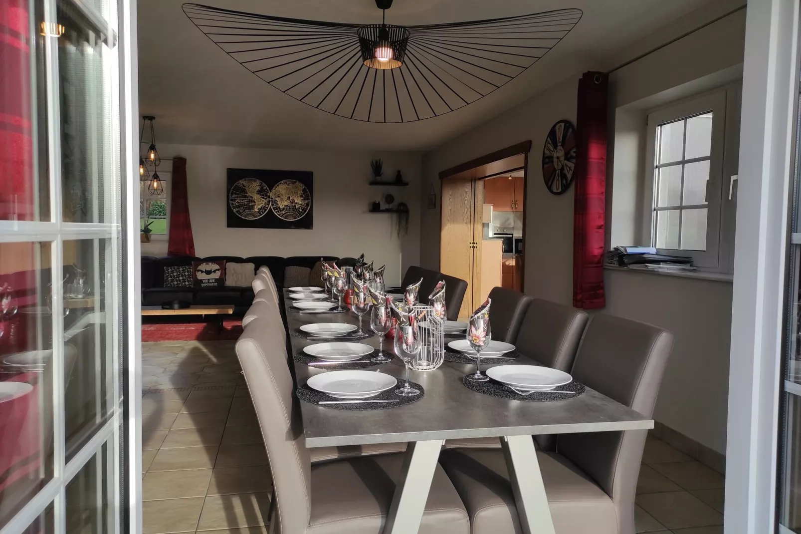 Amon cana-Dining room