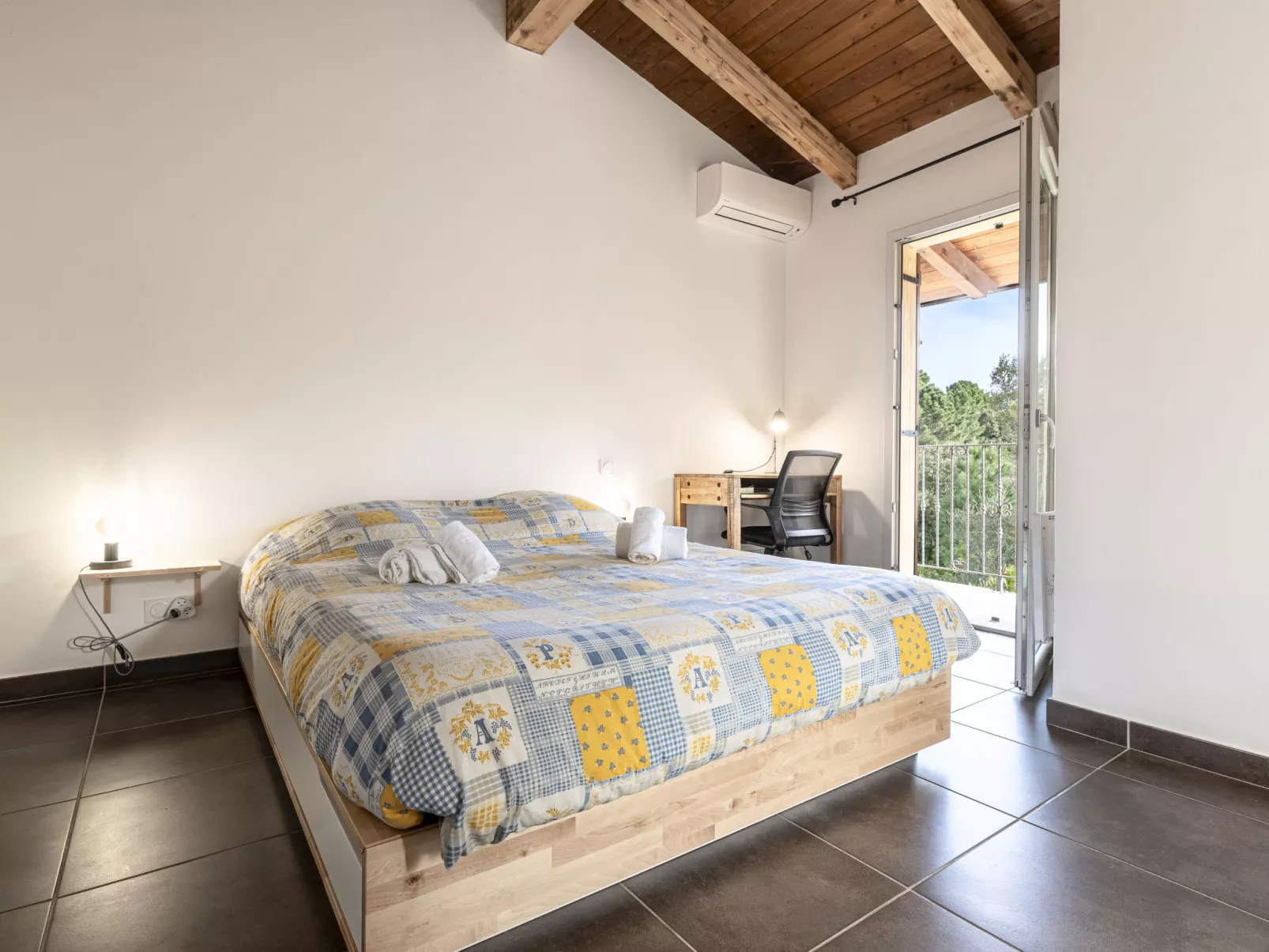 Casa Mela-Inside