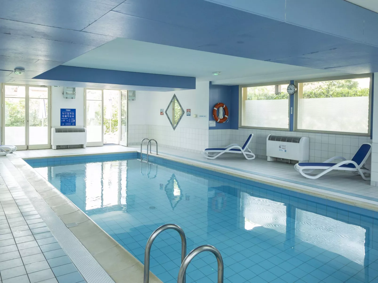 Le Domaine Des Rois-Inside