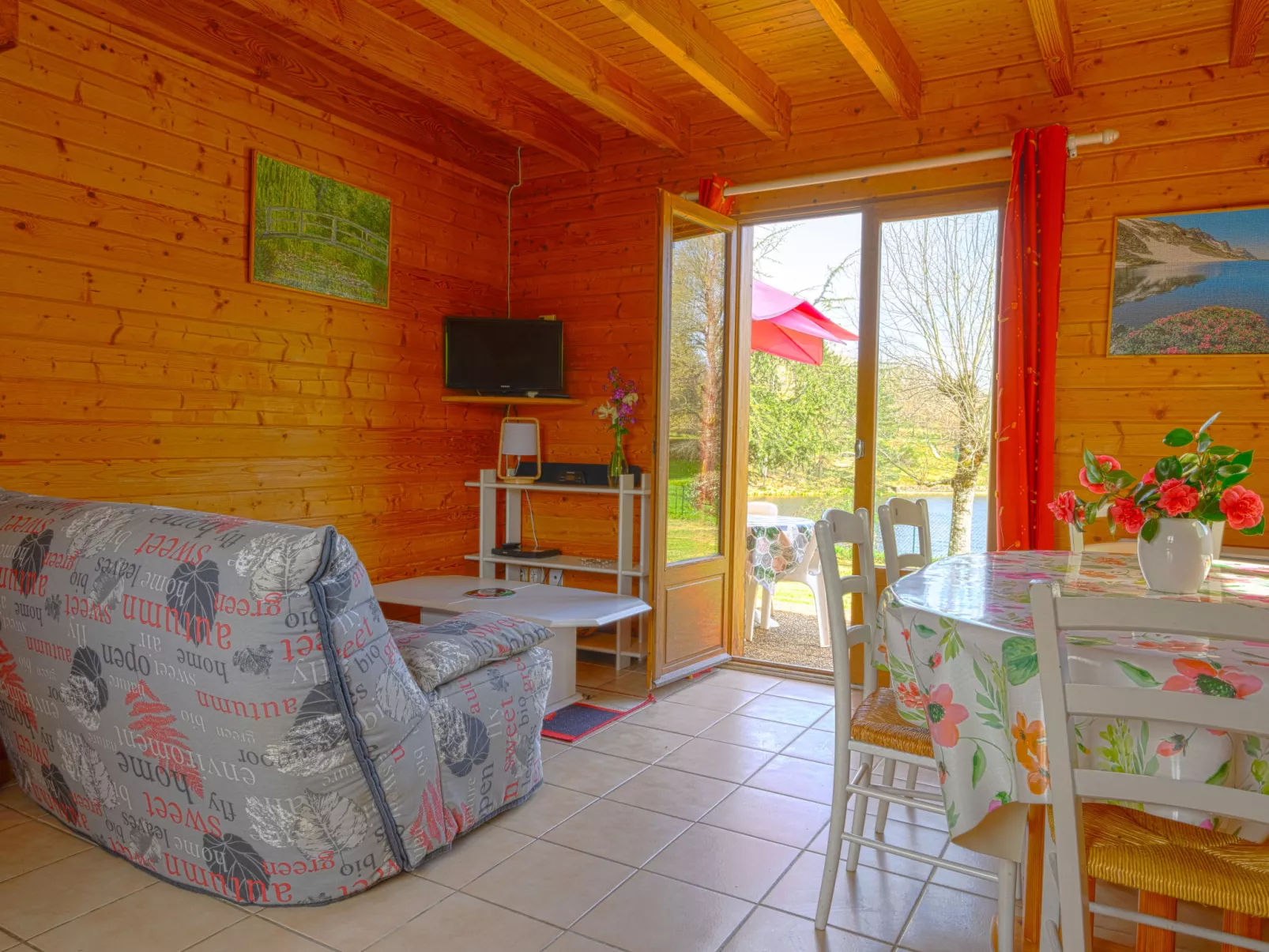 Cottage du Lac-Inside