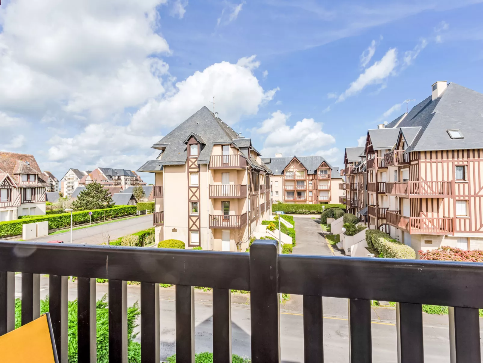 Le Clos Mathilde-Outside