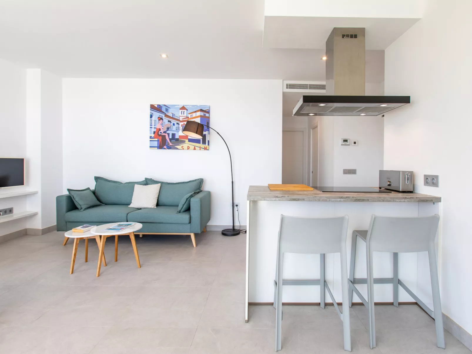 Bayview Hills-Inside