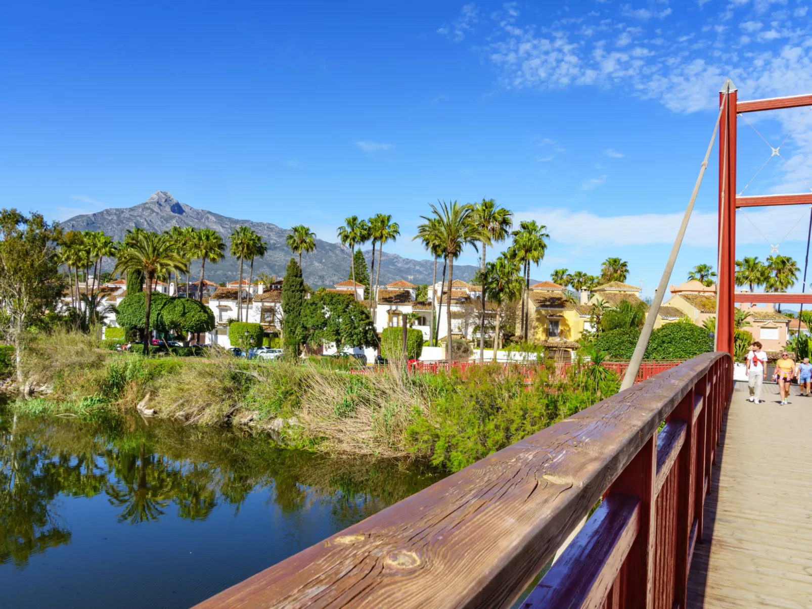 Riverside Puerto Banus-Outside