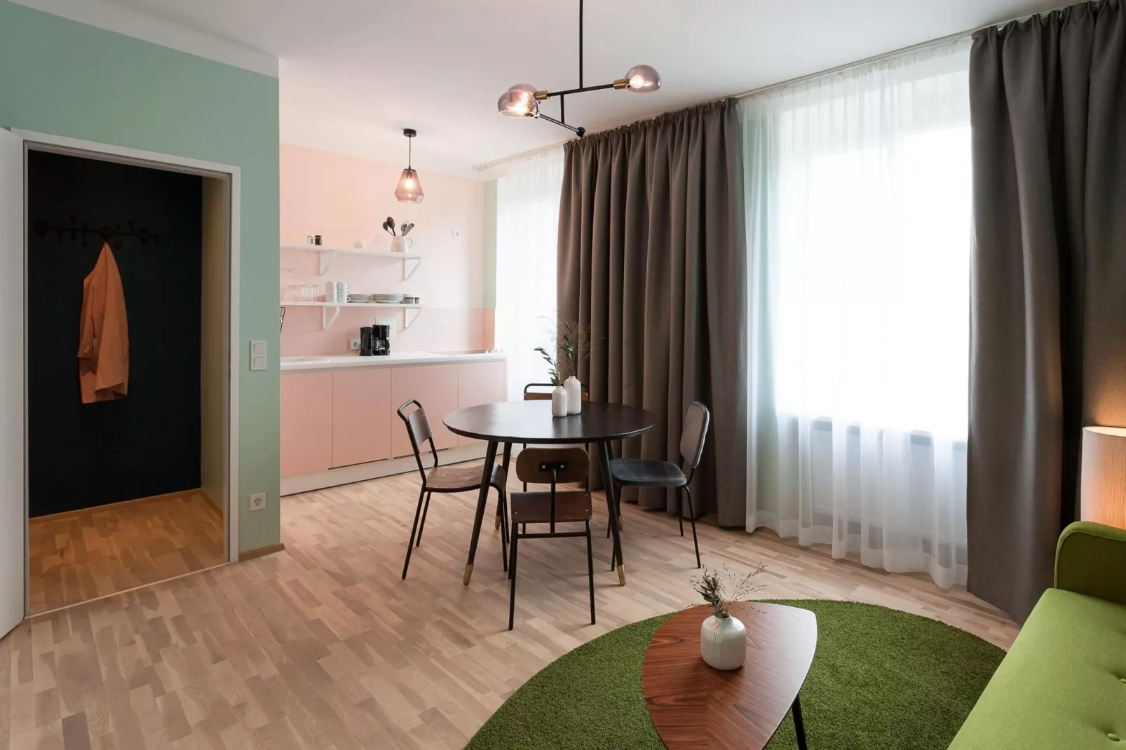 URBANAUTS FLATS Cubertia-Living room