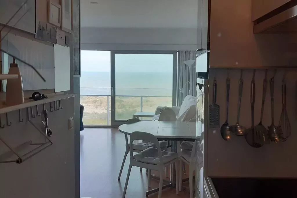129699-Kitchen