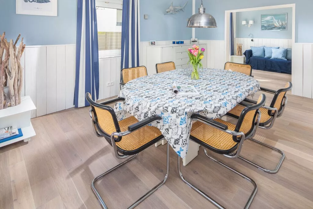 392968-Salle à manger