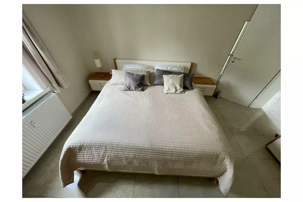 481745-Schlafzimmer
