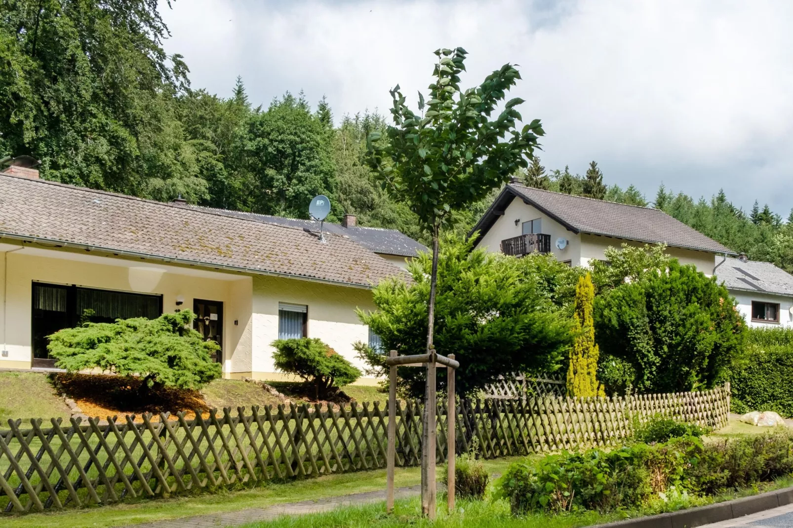 Eifel-Ferienhaus Rita Romag-Außenbereich Sommer