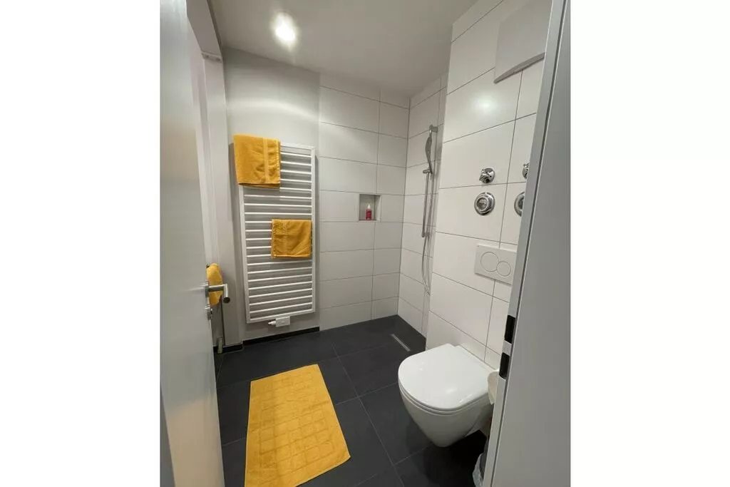49850-Bathroom