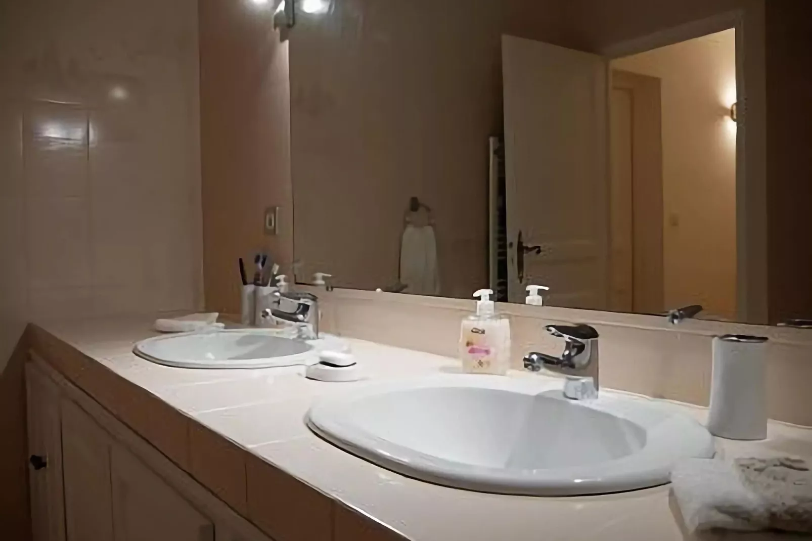 Villa GUIOL-Bathroom