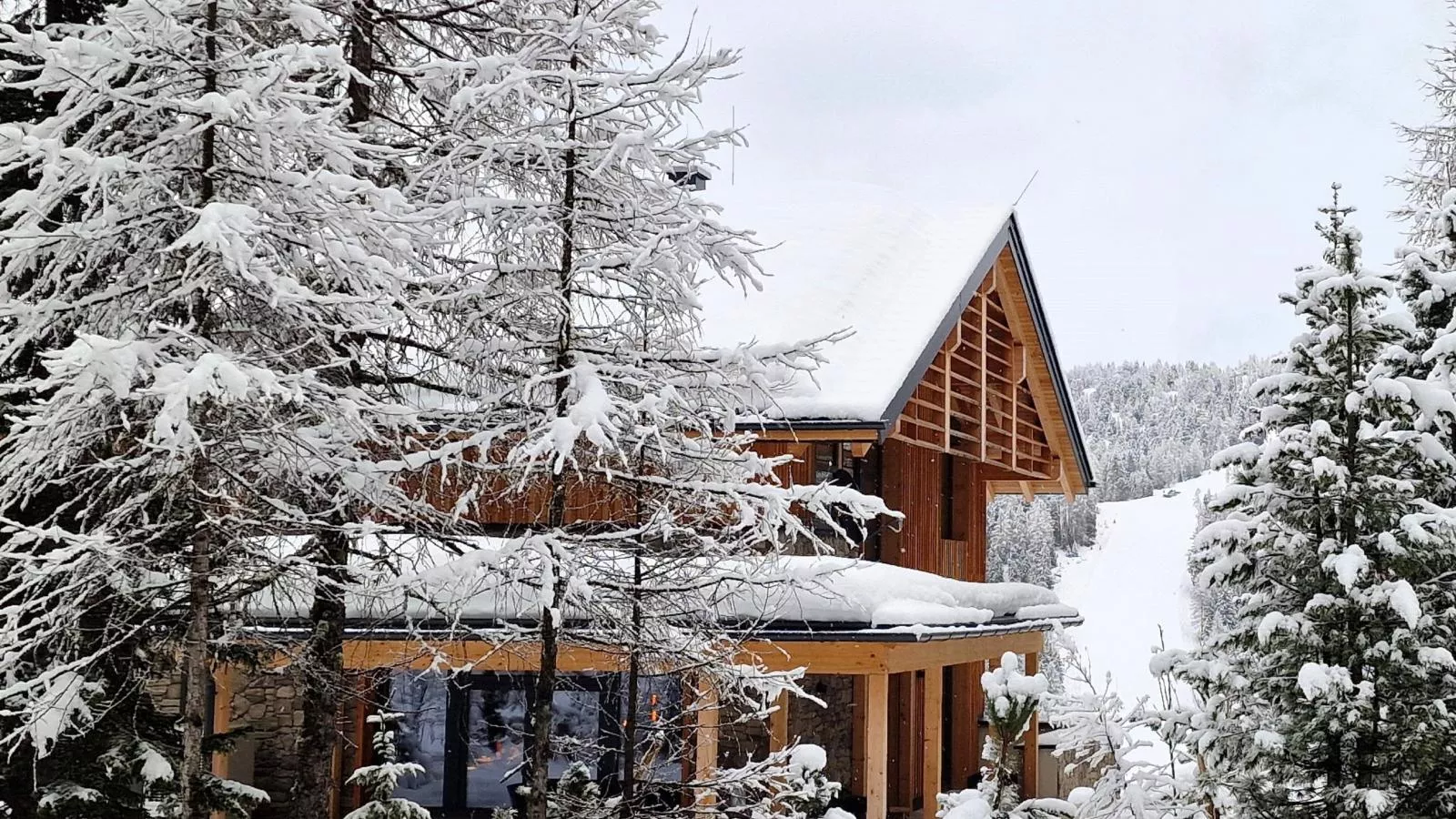 Turrach Lodge-Exterior winter