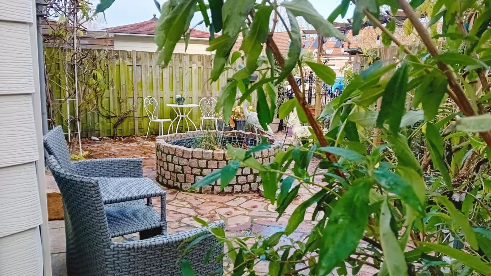 Diamond-Gardens summer