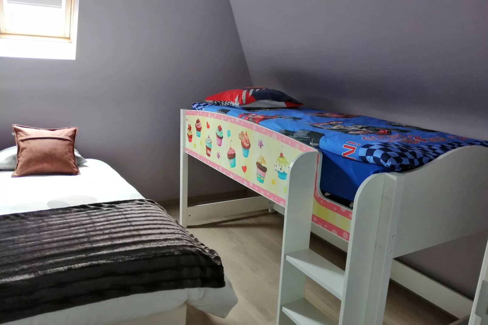 Maison à Aalter avec grand jardin dans un environnement boisé-Chambre