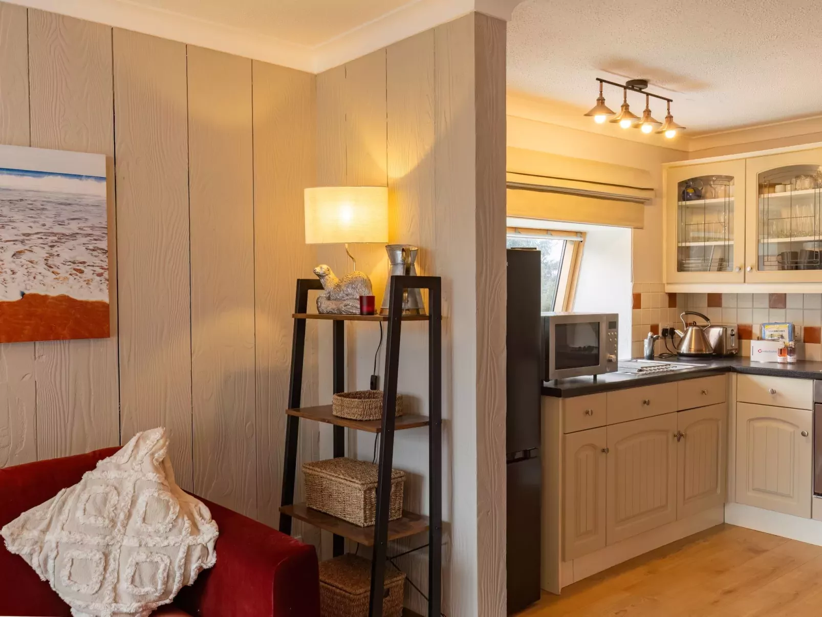 Highland View-Inside