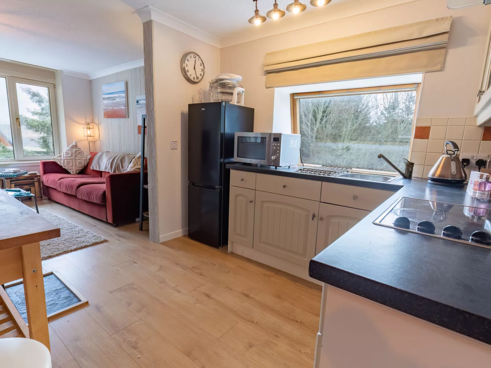 Highland View-Inside