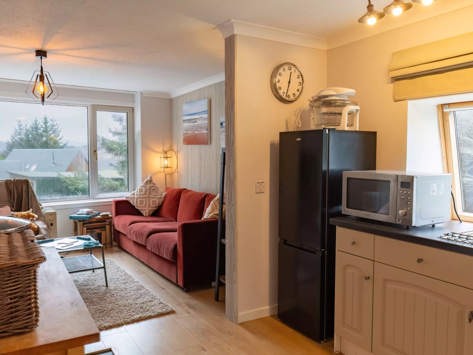 Highland View-Inside