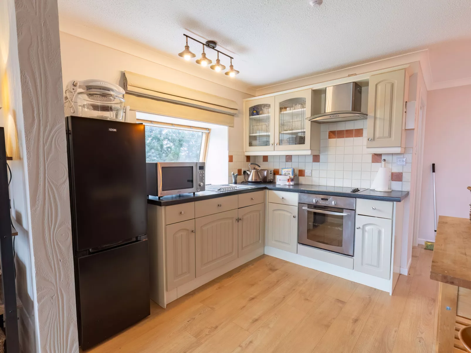 Highland View-Inside