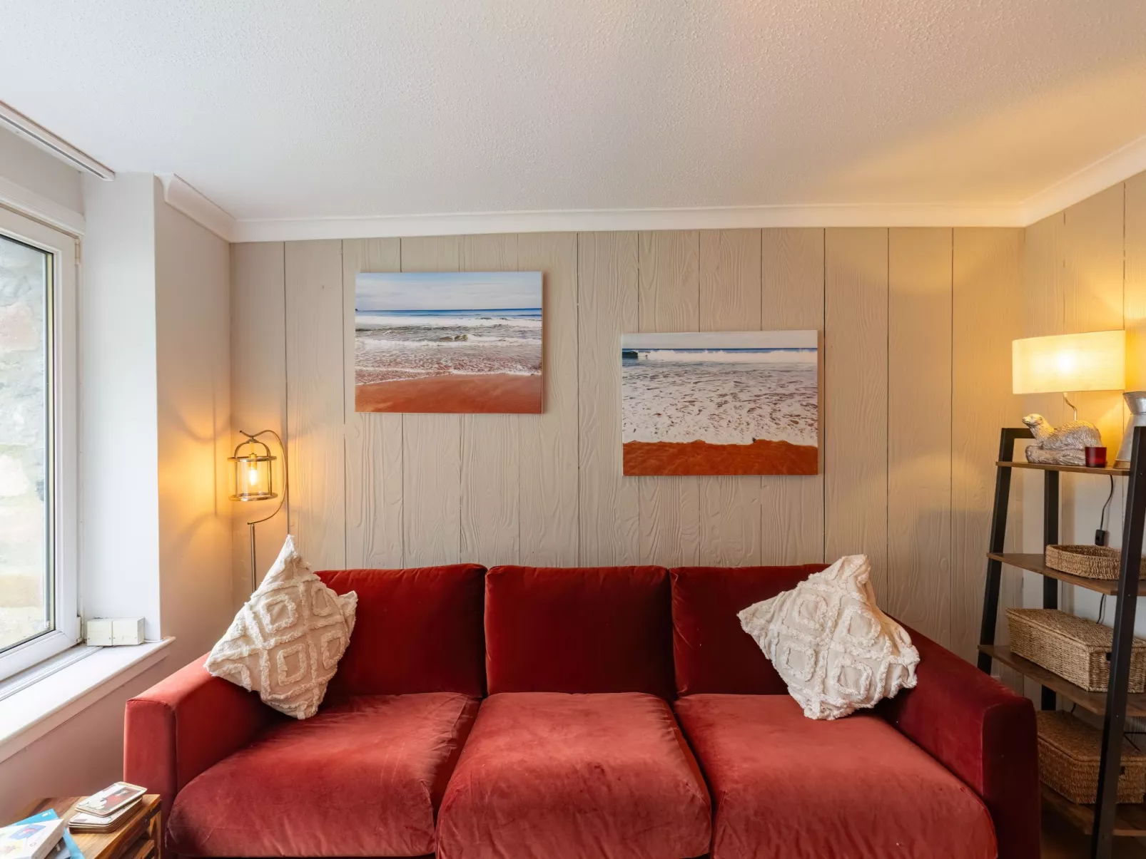 Highland View-Inside