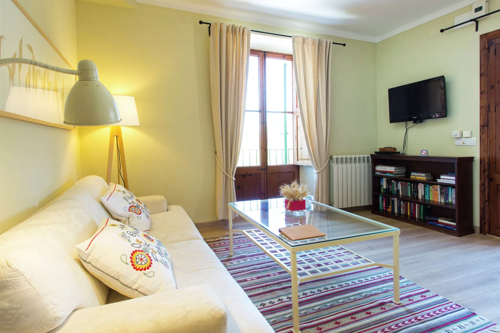 Llevant-Living room