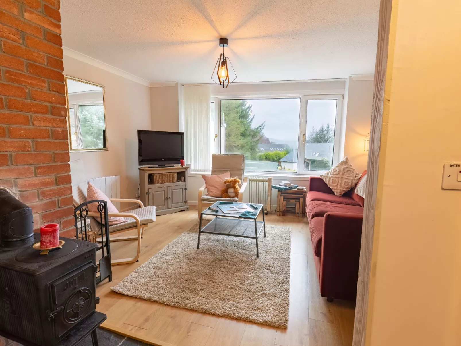 Highland View-Inside