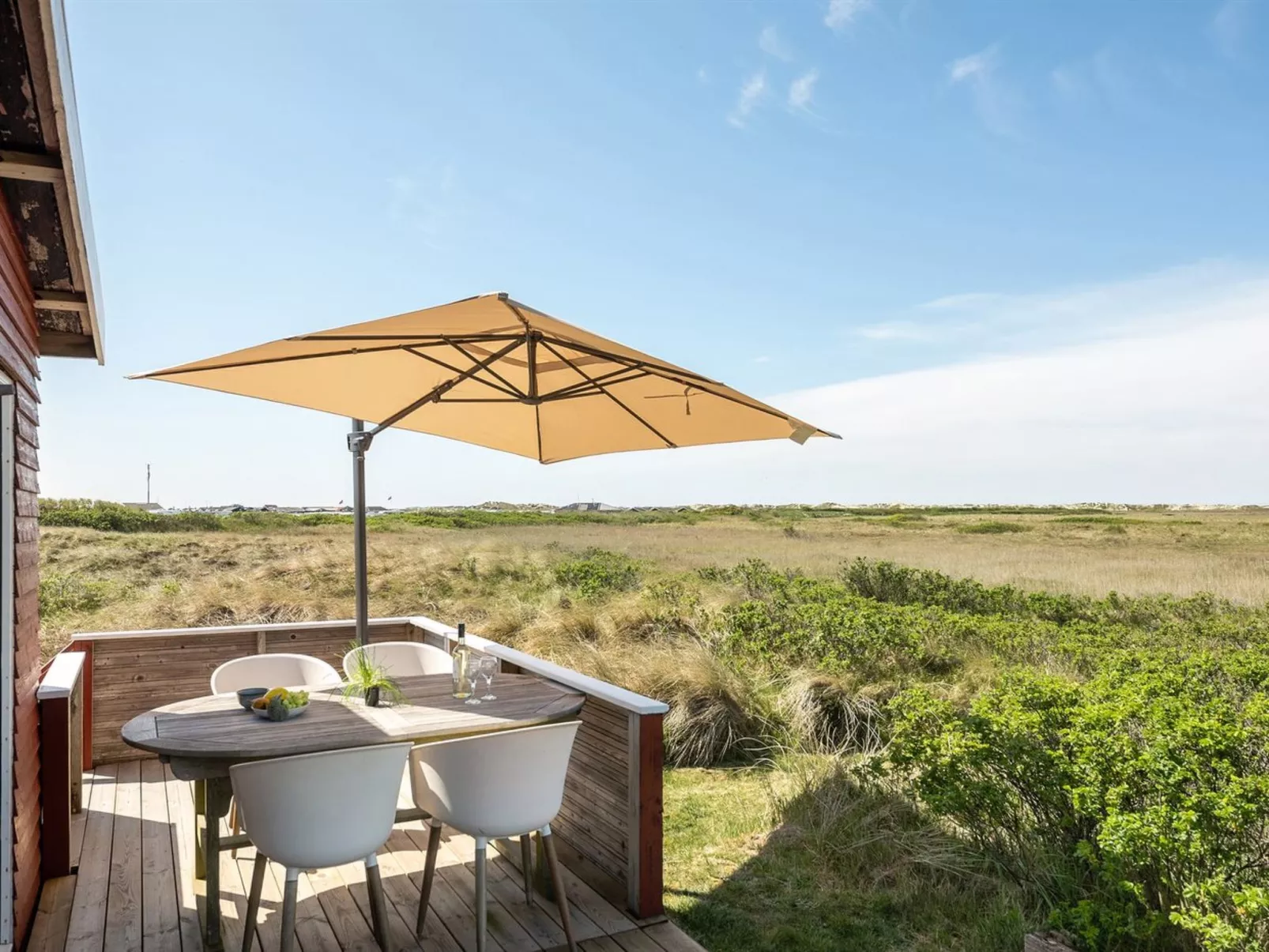 "Hermoth" - 300m from the sea-Draußen