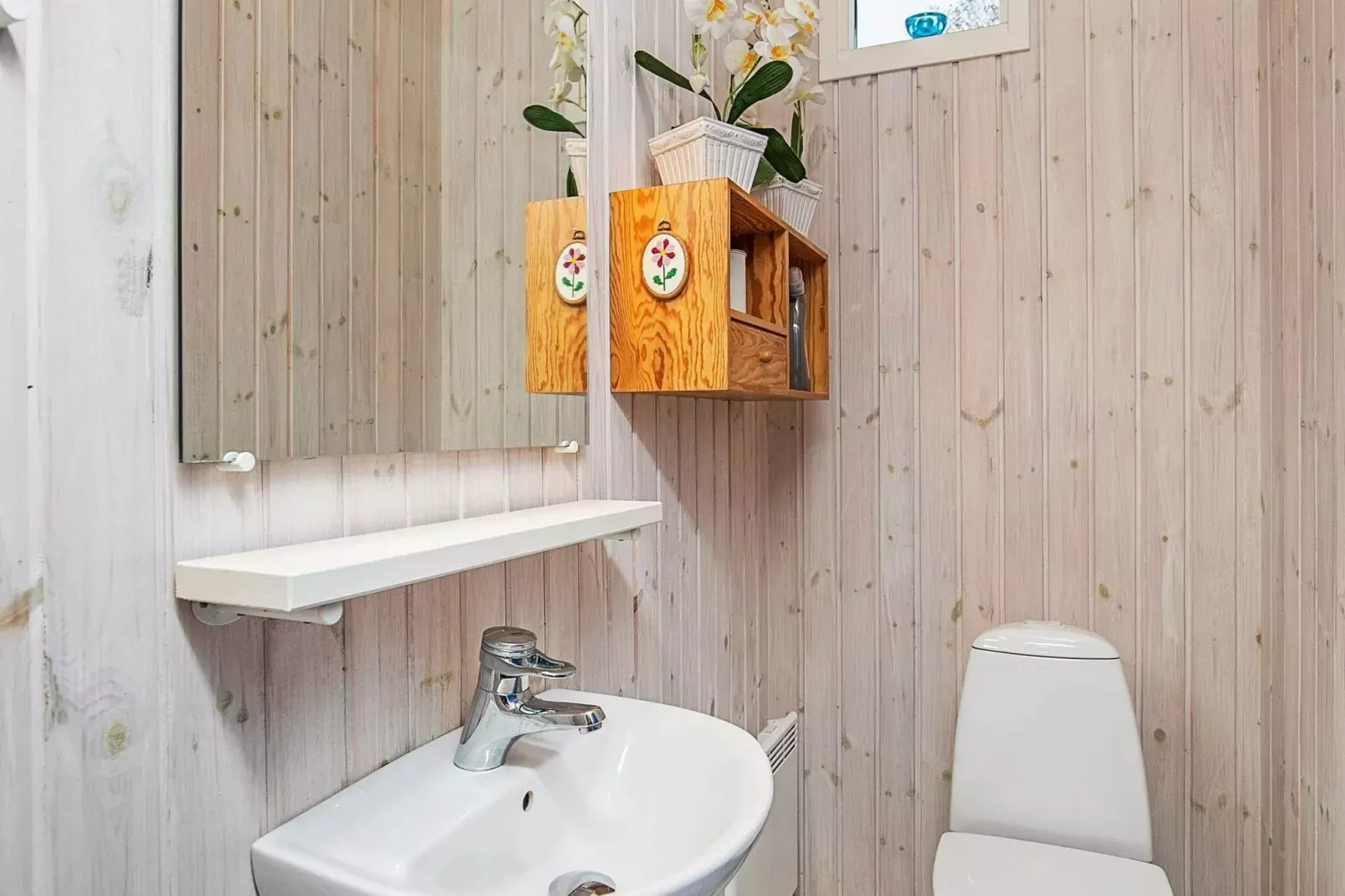 6 person holiday home in Otterup-Indoor