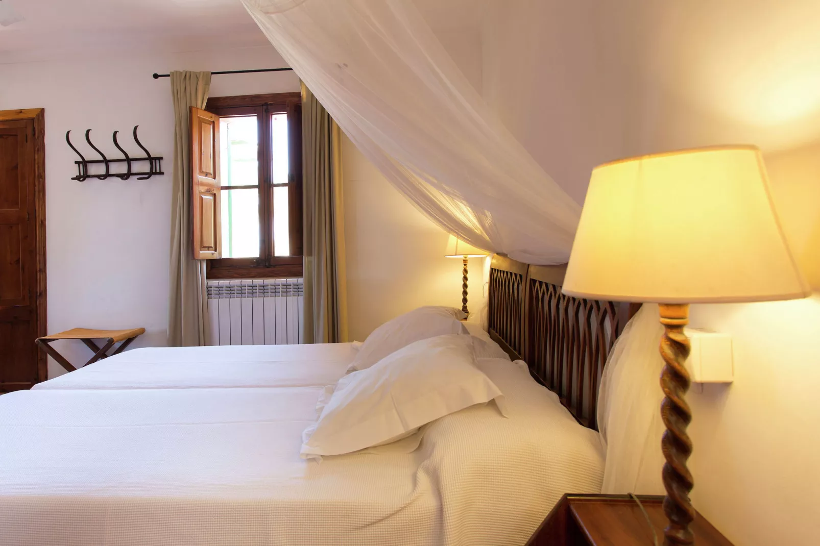 Llevant-Bedroom