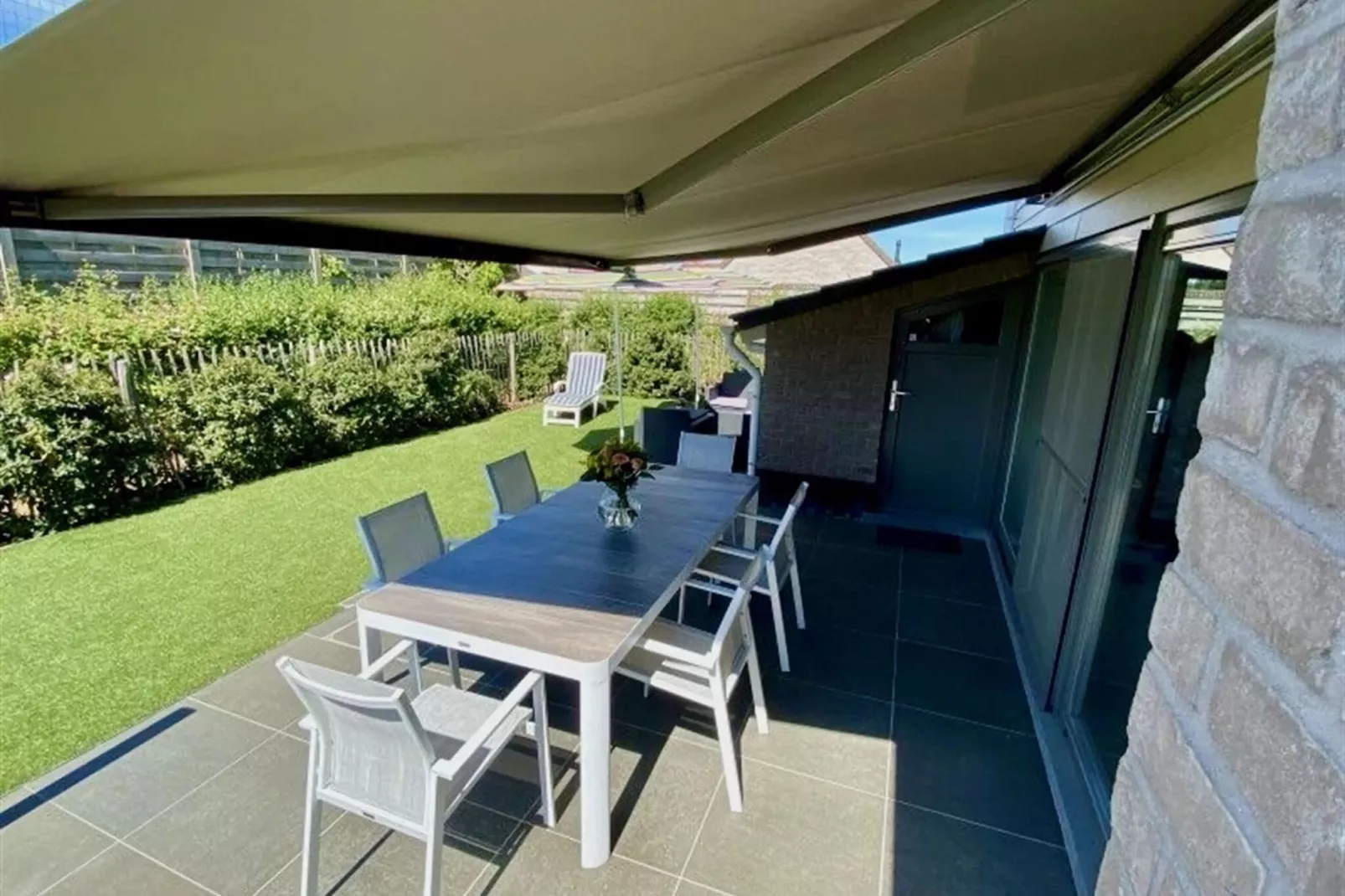 ZP 138-Terrassenbalkon