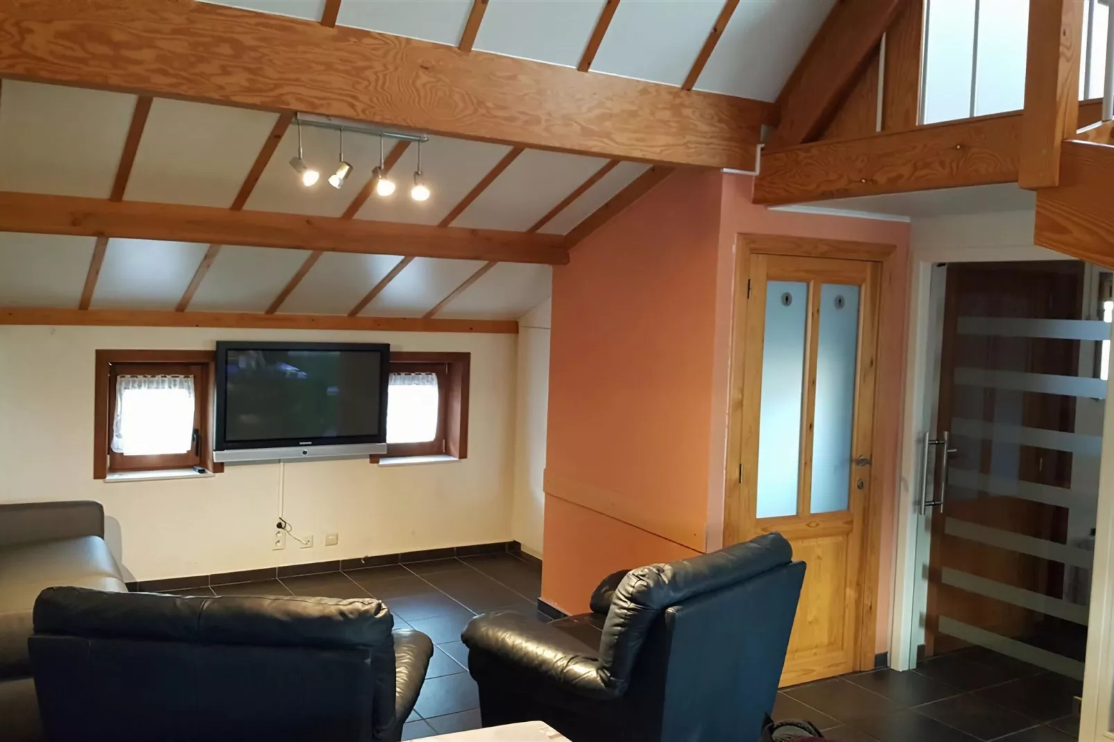 NWD108-Living room
