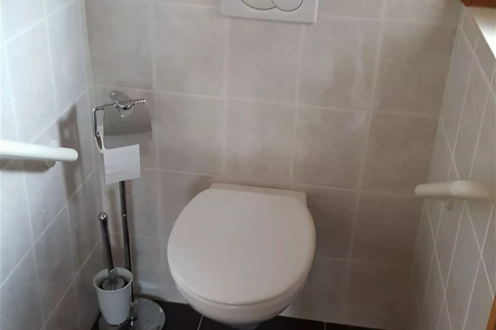 NWD108-Bathroom