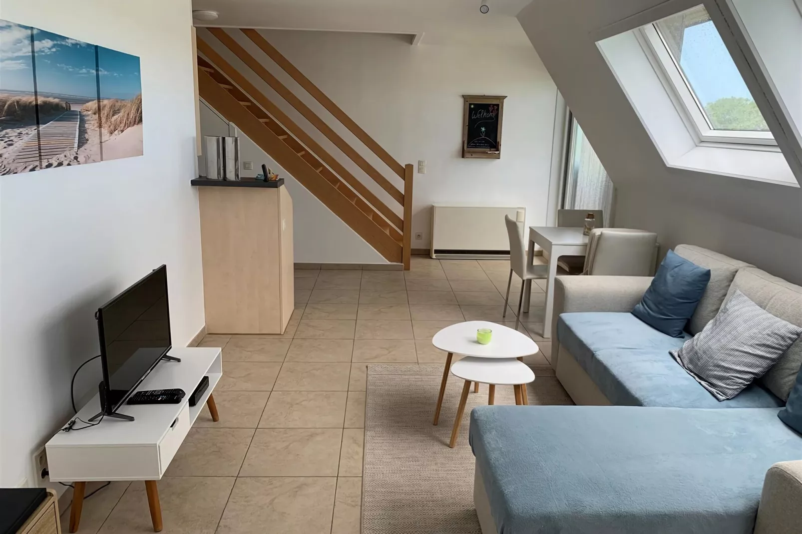 NWD40D0202-Living room
