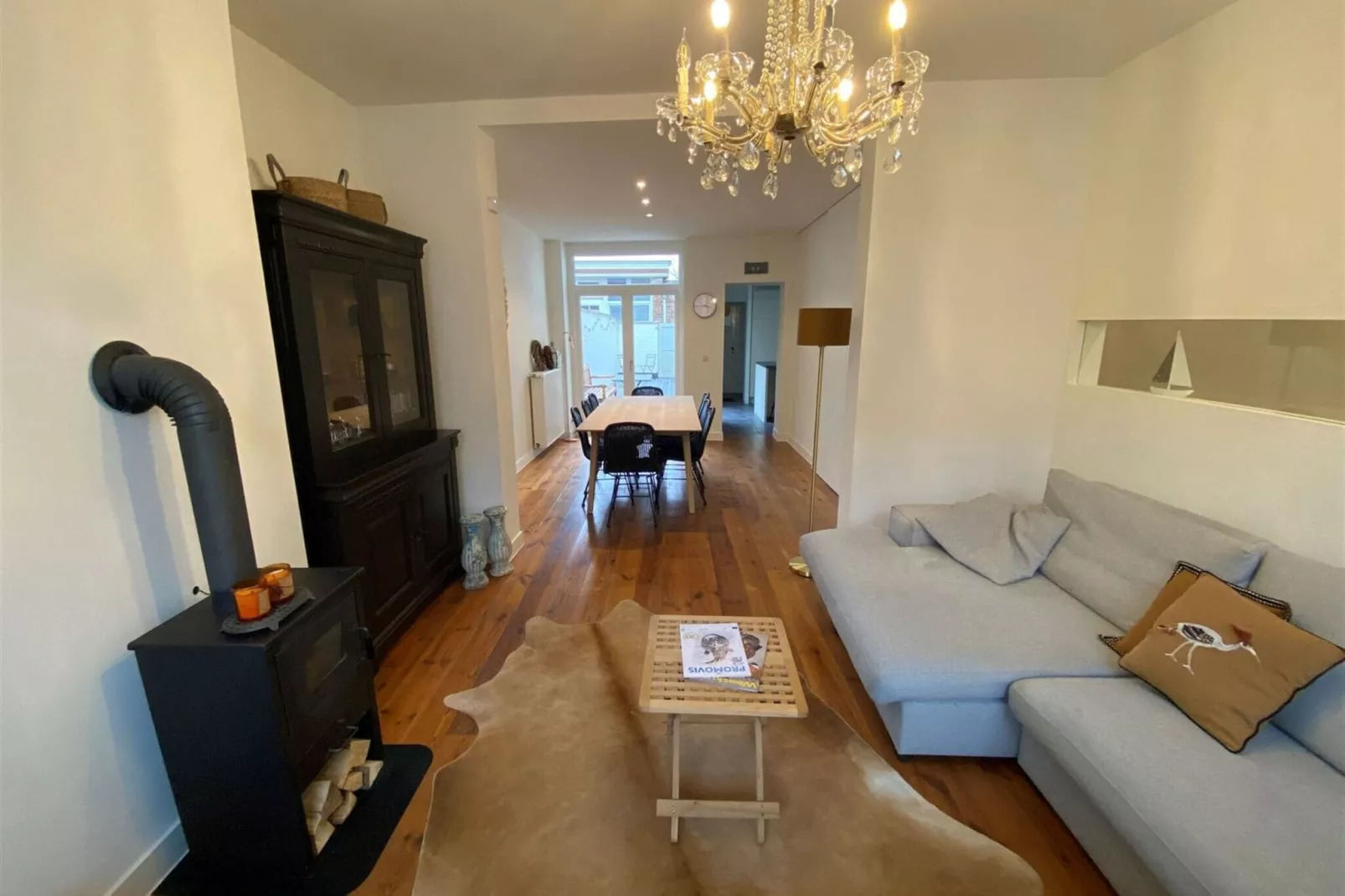 OLV 8-Living room