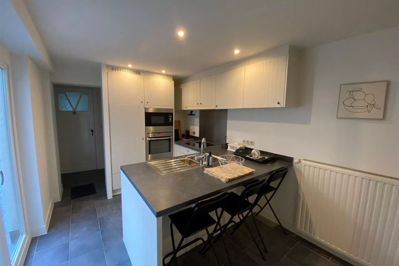OLV 8-Kitchen