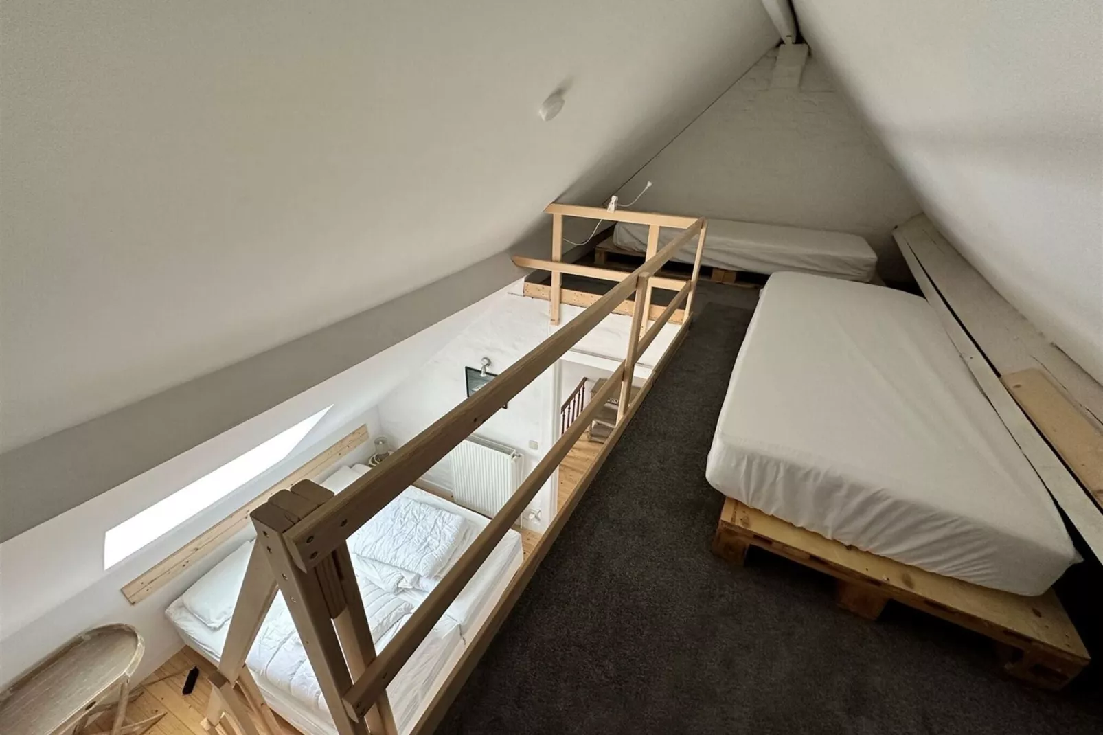 OLV 8-Bedroom