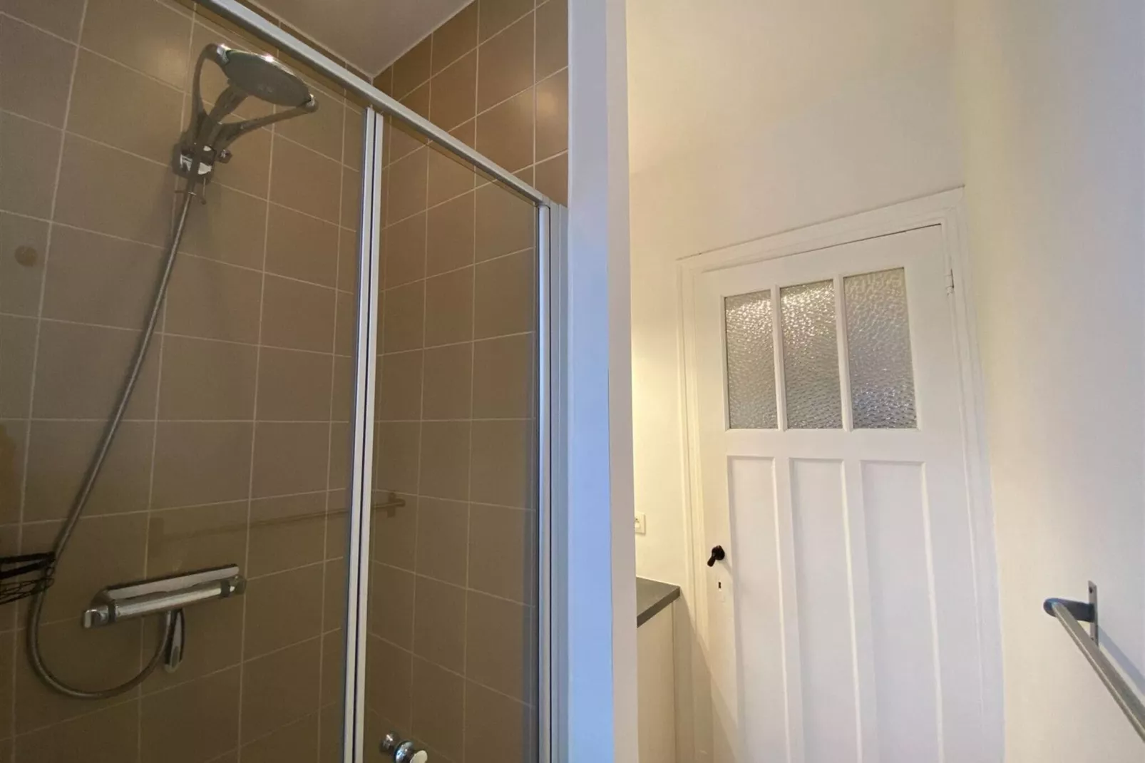 OLV 8-Bathroom