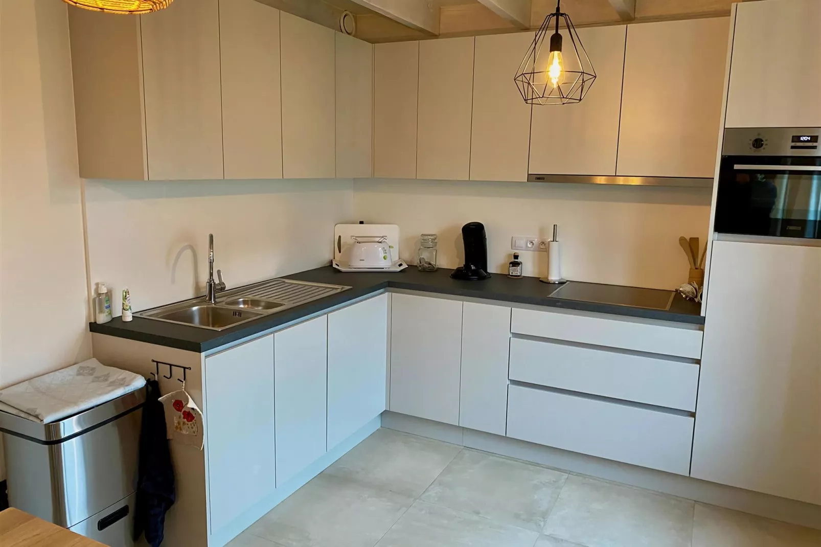 W1-Kitchen