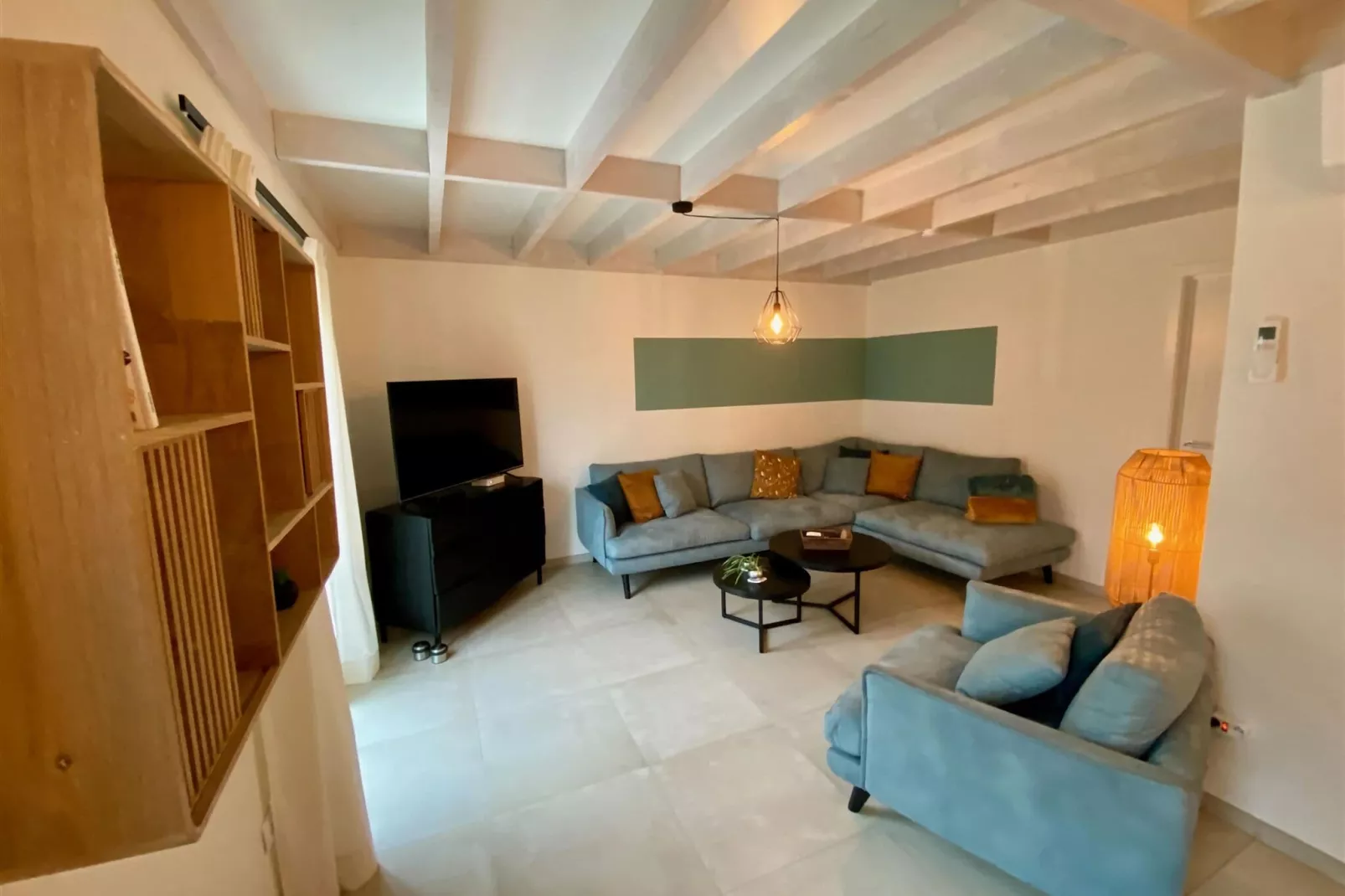 W1-Living room