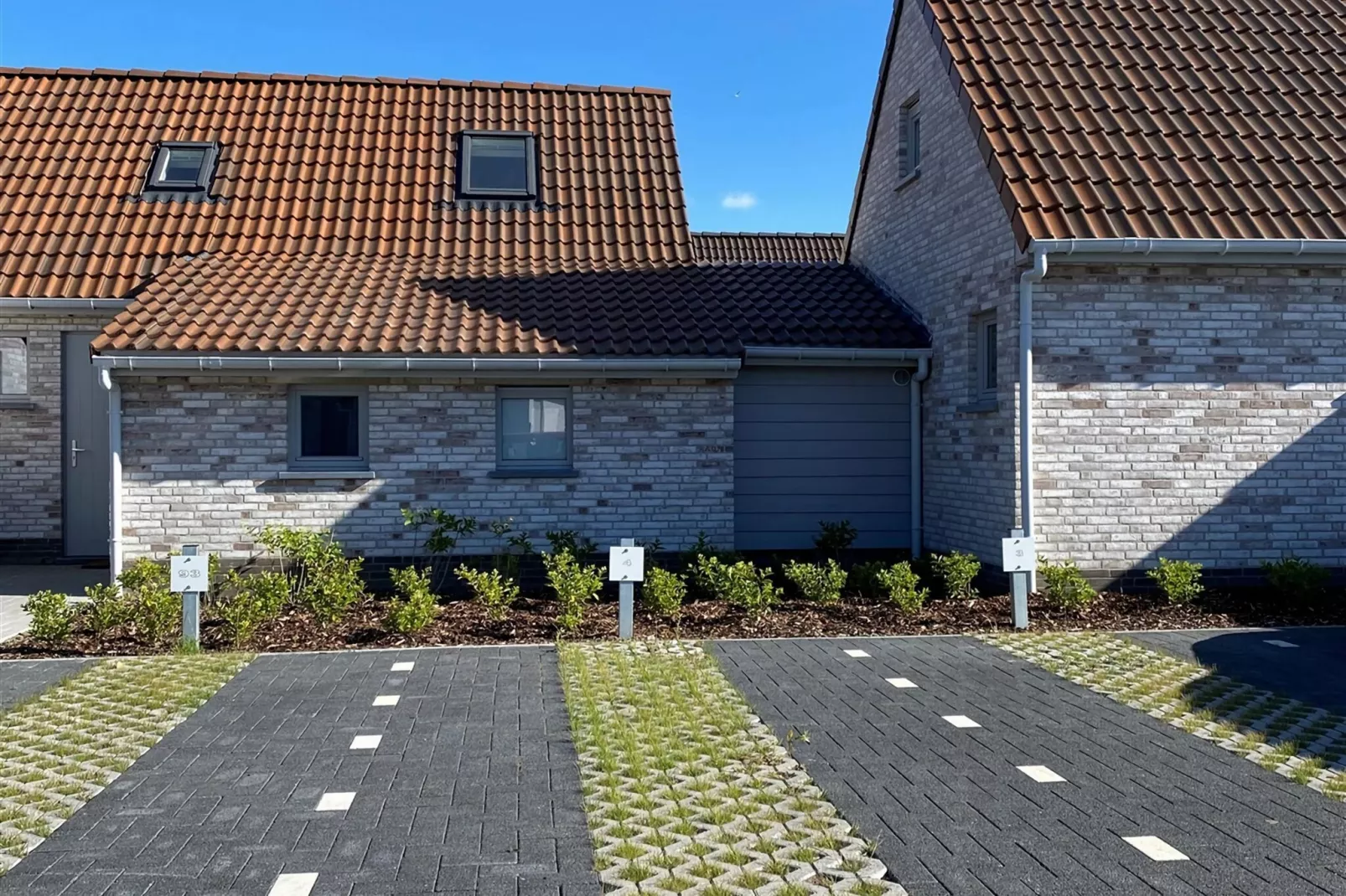 W4-Exterior summer