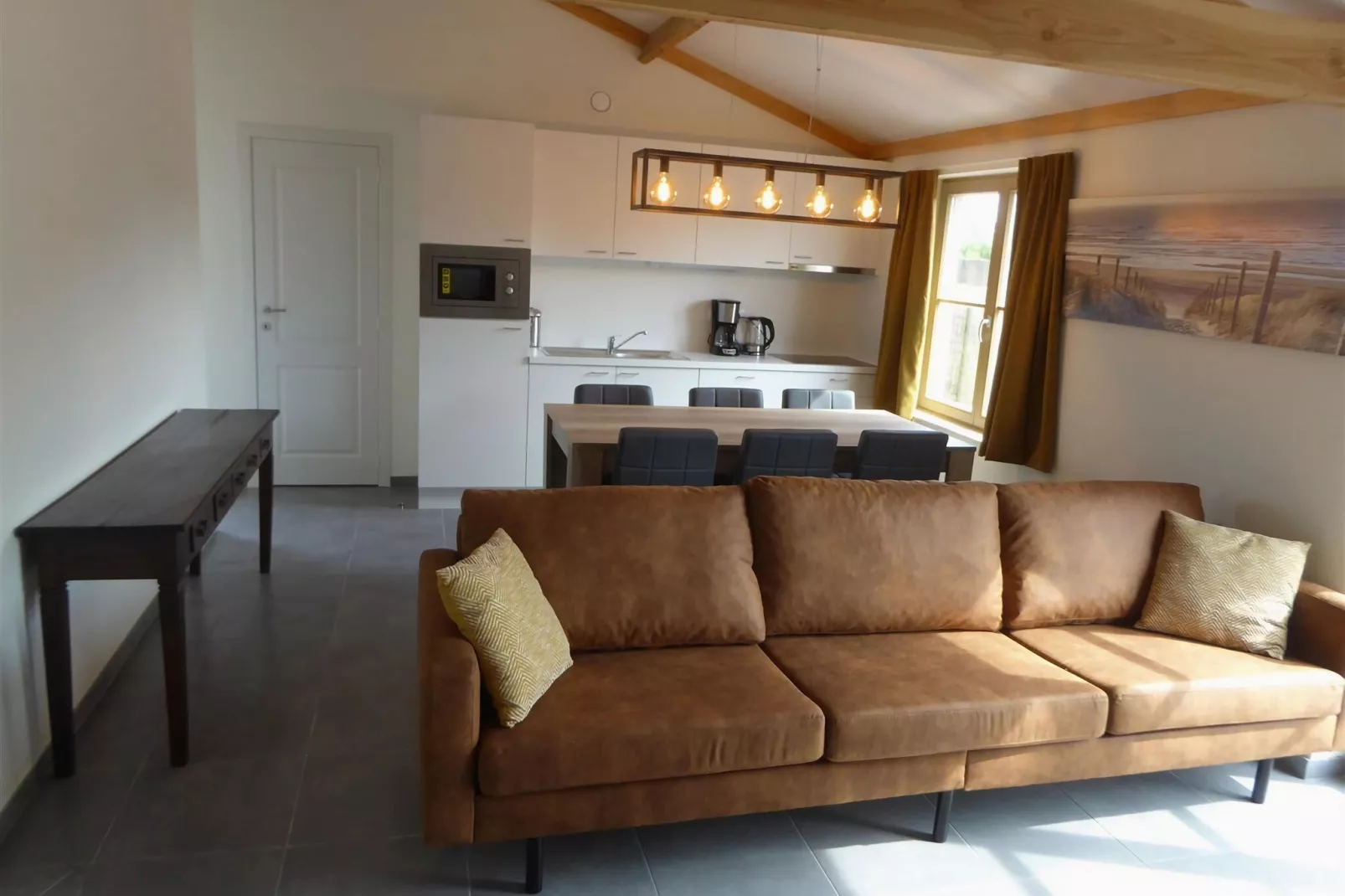 W20-Living room