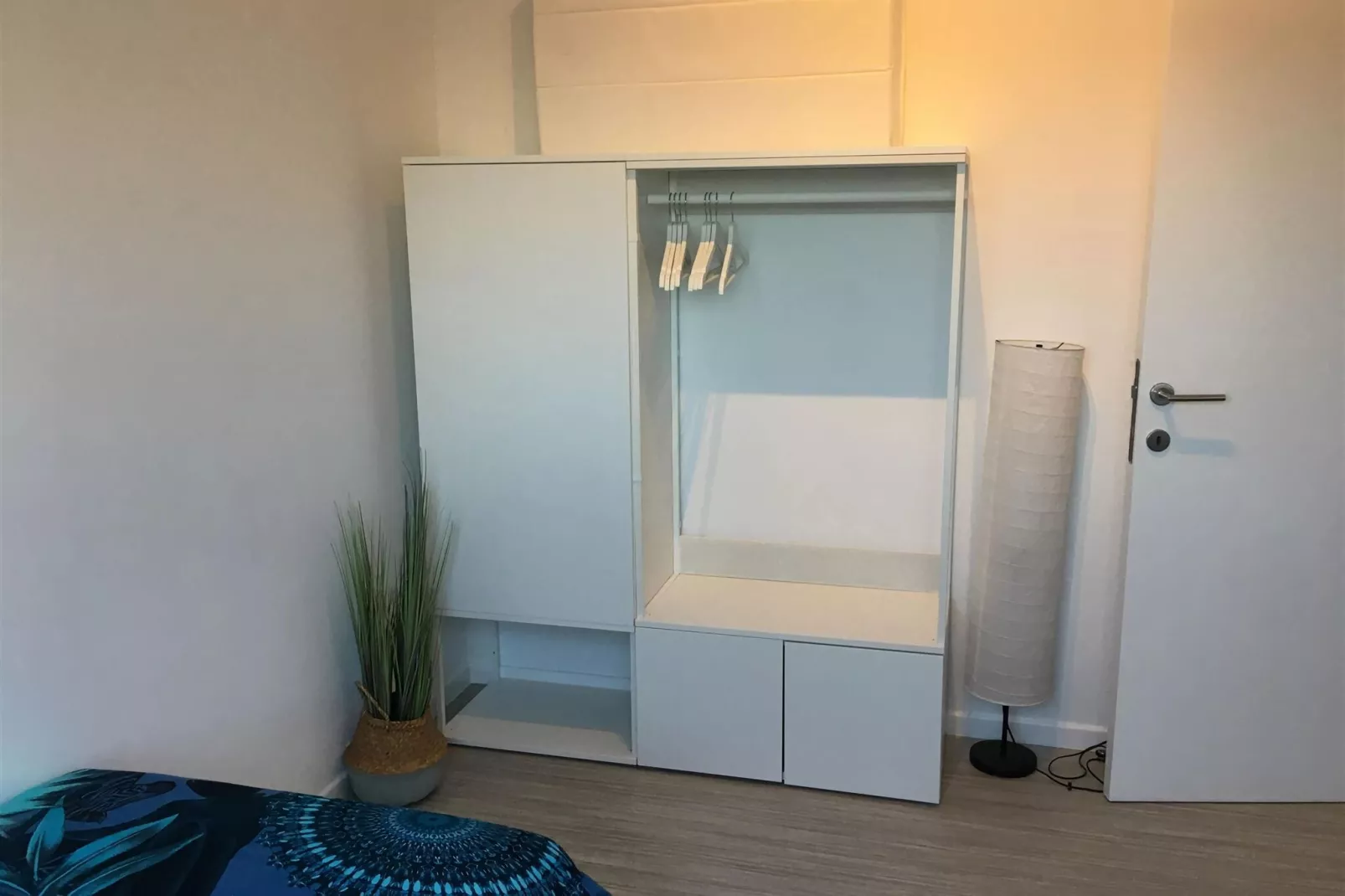 WH36-Bedroom