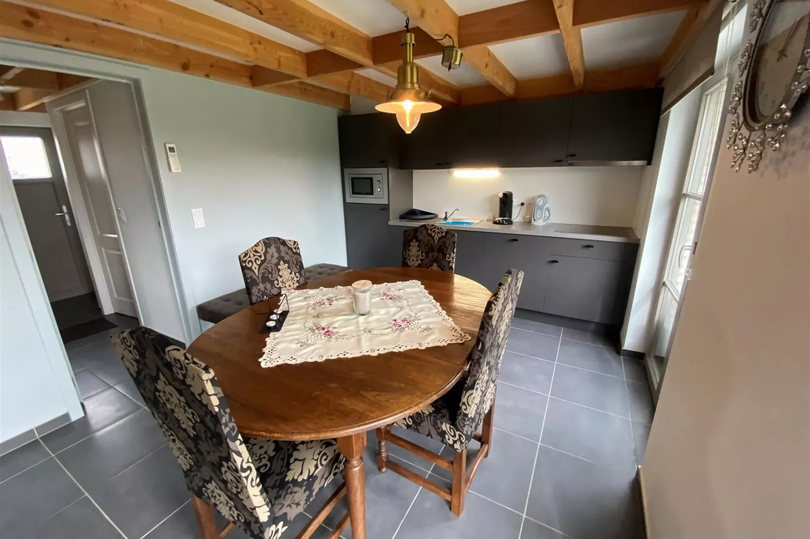 W62-Dining room