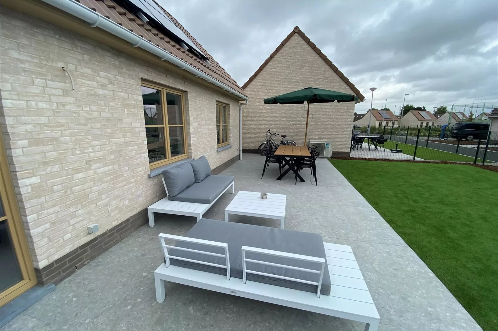 W71-Terrace balcony
