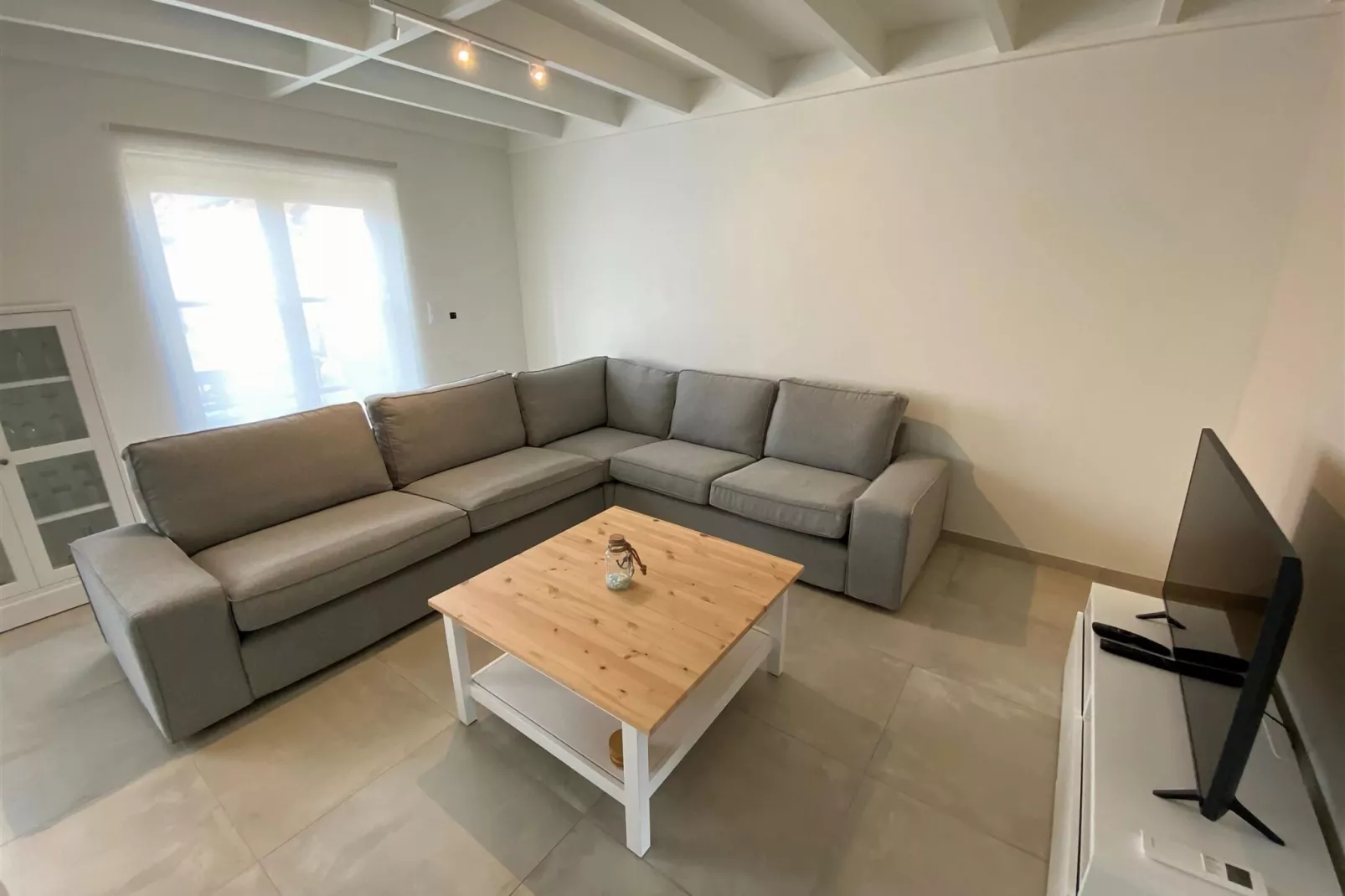 W90-Living room