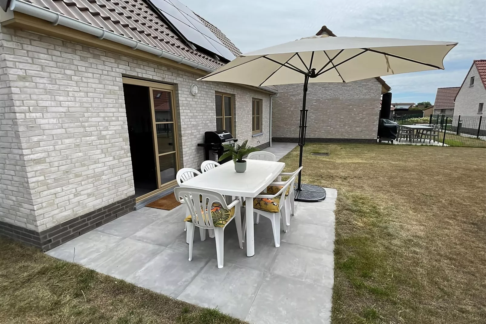 W91-Terrace balcony