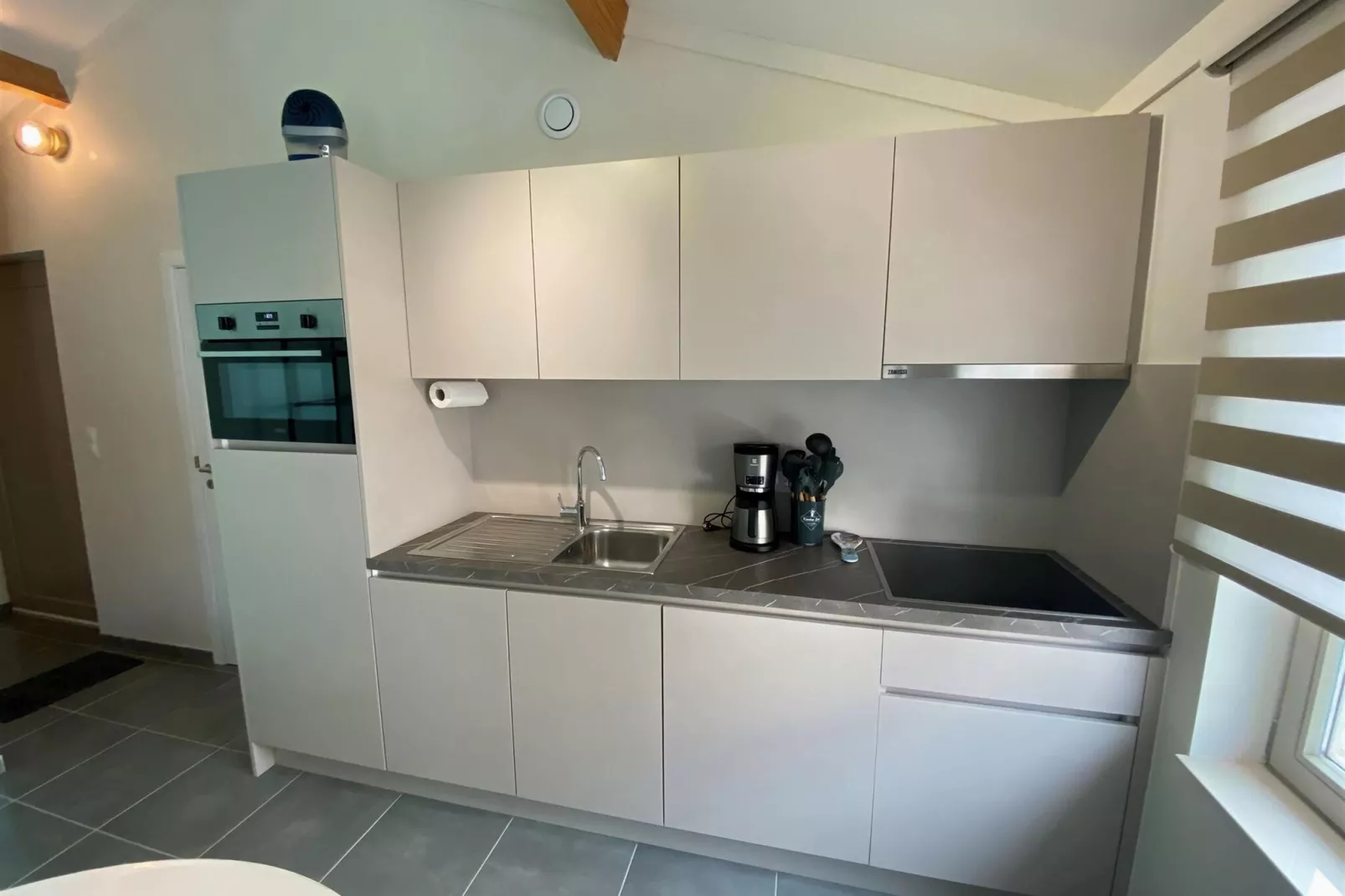 W93-Kitchen