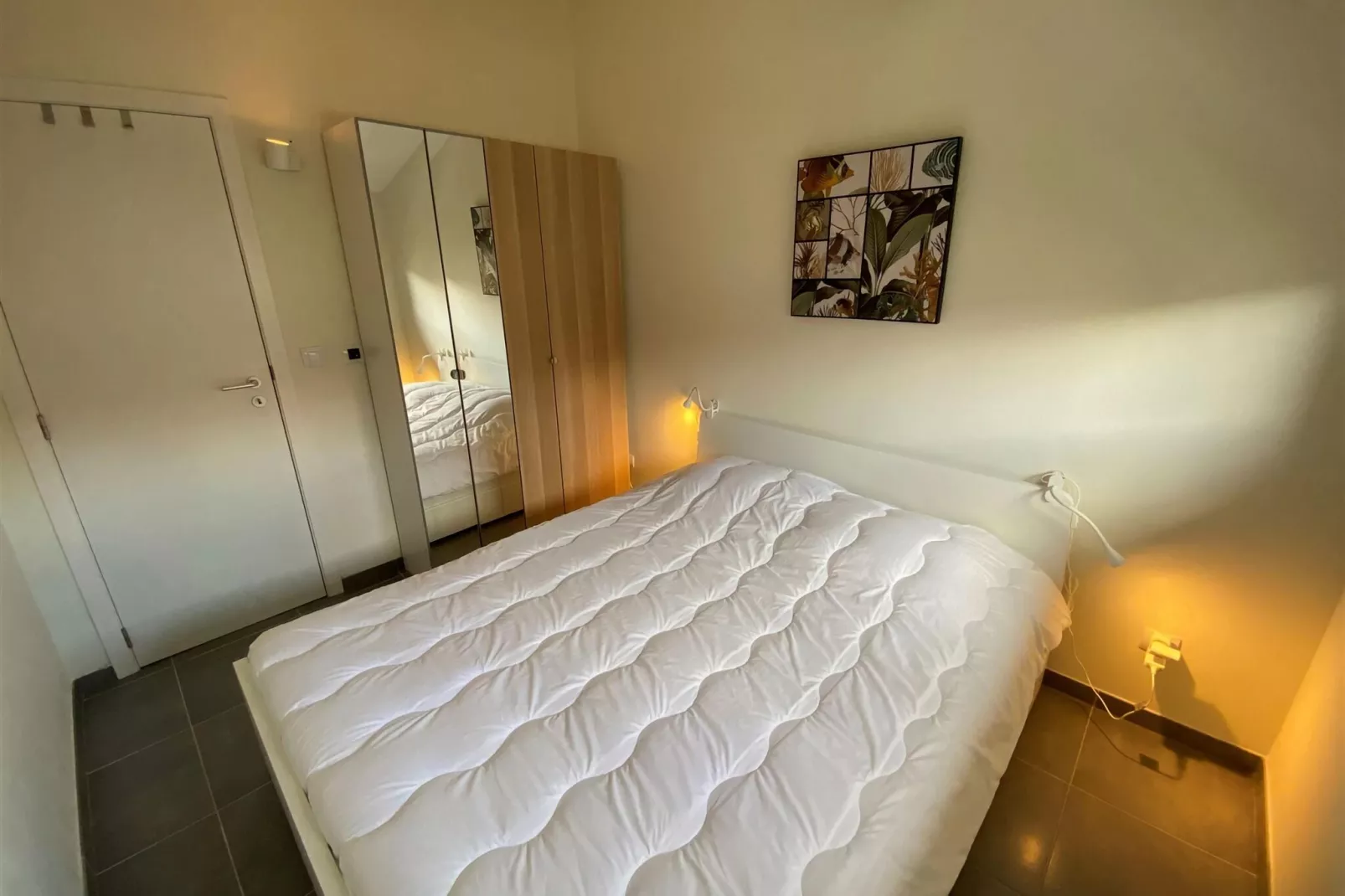W93-Bedroom