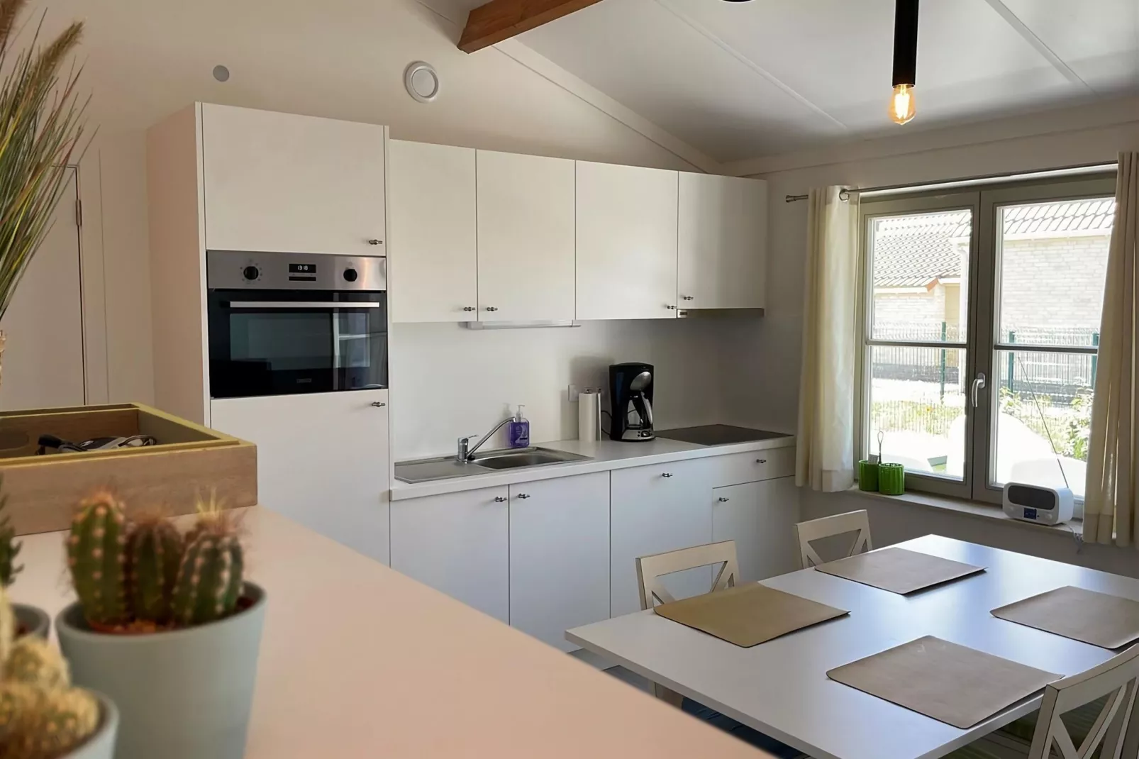 W94-Kitchen