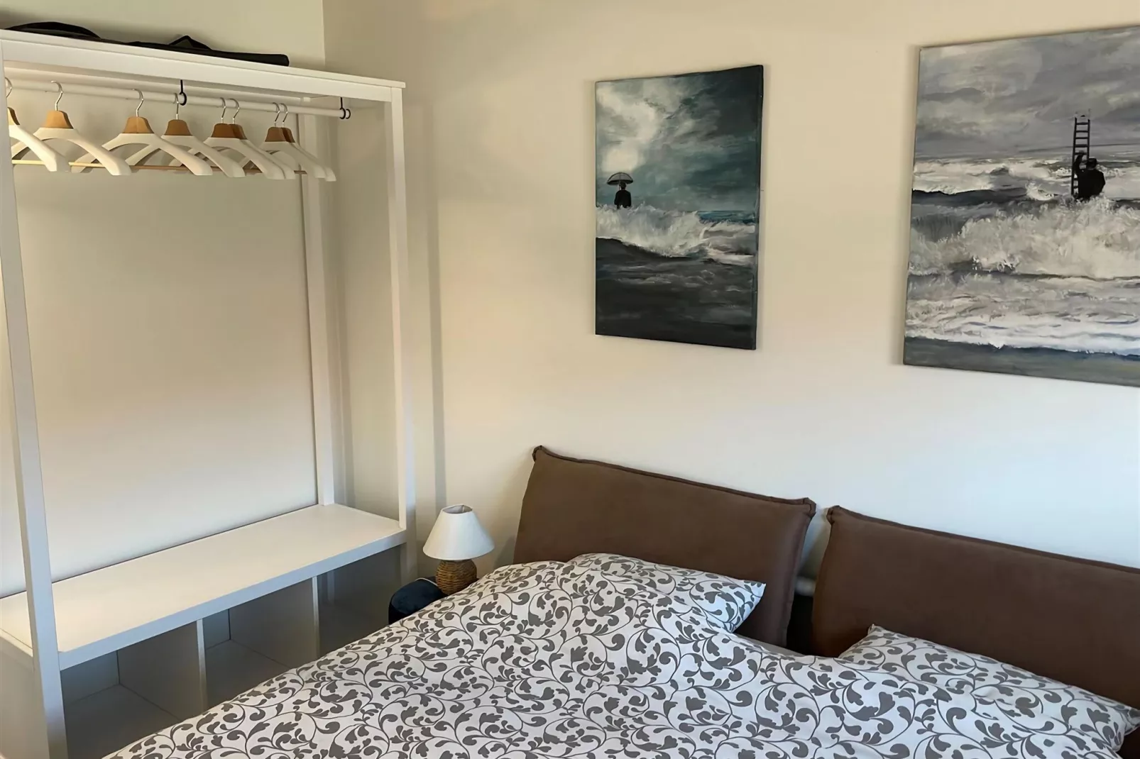 W94-Bedroom