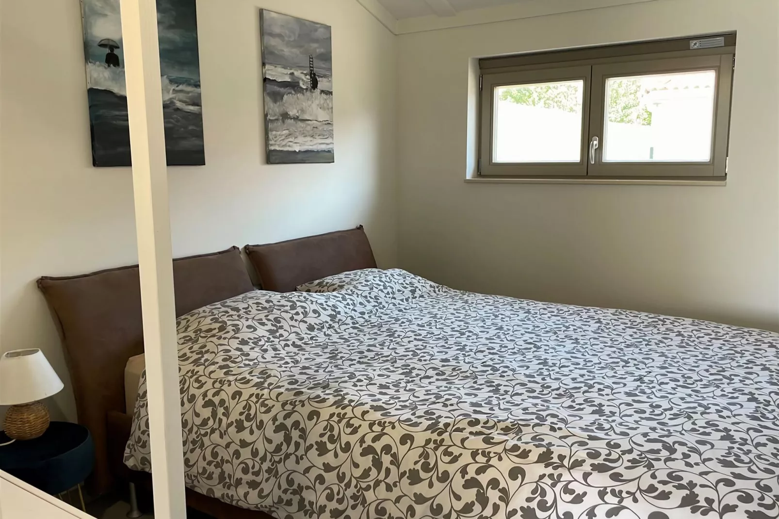 W94-Bedroom