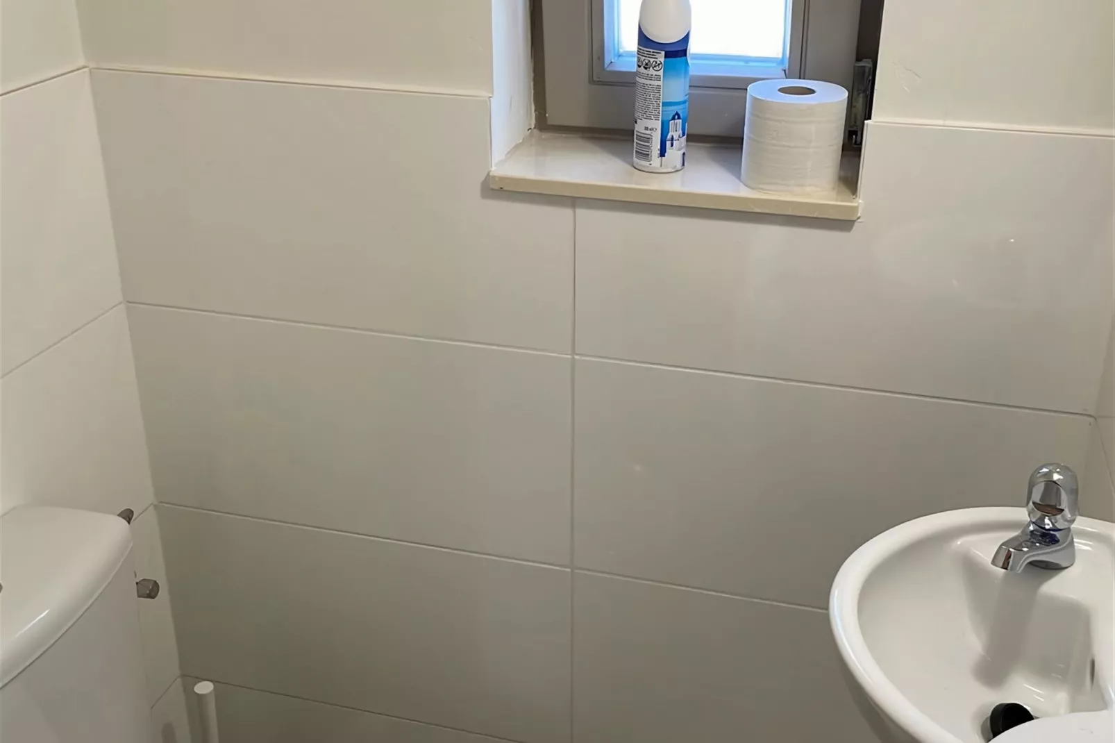 W94-Bathroom